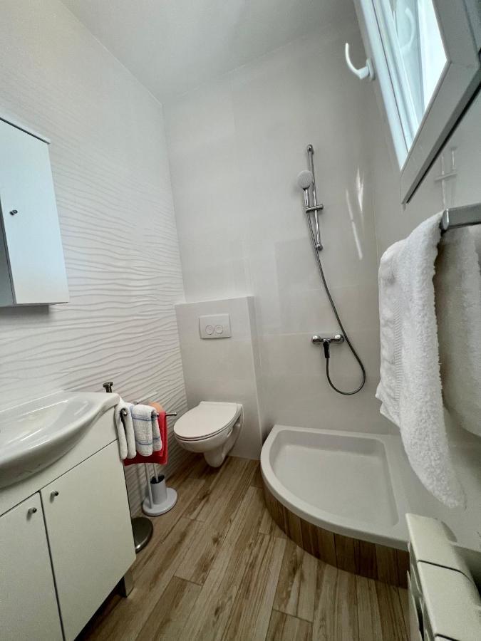 Apartments Matusan Palit Exterior photo
